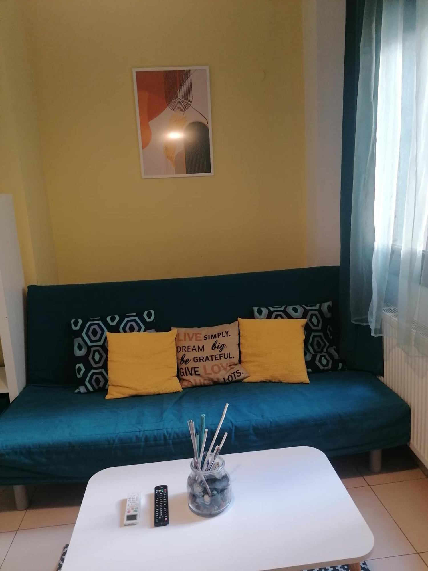 Central Modern Studio Thessaloniki Room photo
